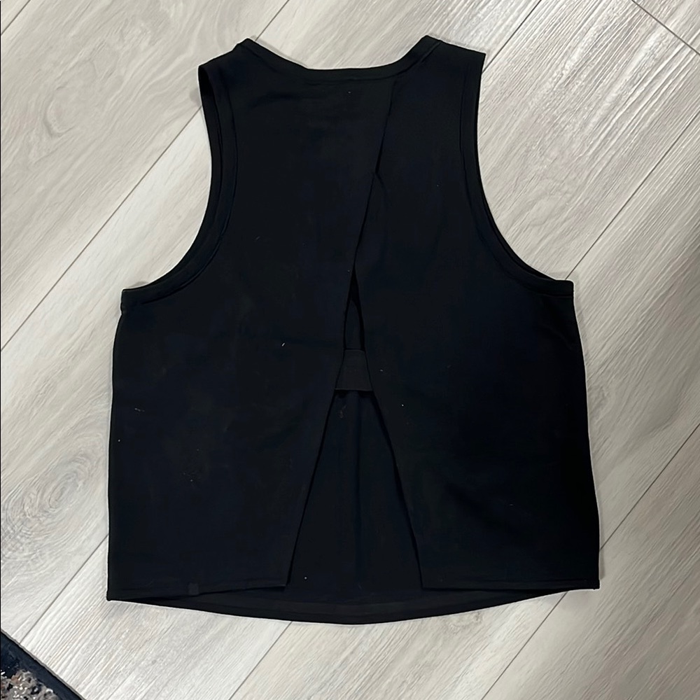 lululemon Open-Back Tank - Picture 2 of 3